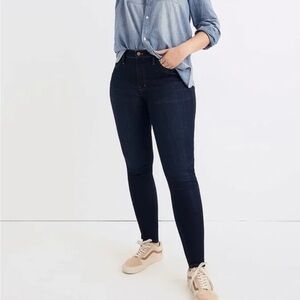 Madewell 9” High Rise Skinny Dark Wash Plus Size Jeans 37 Like New 22/24